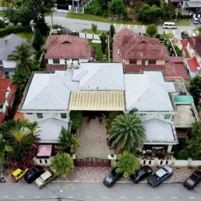 Omar Little Palace